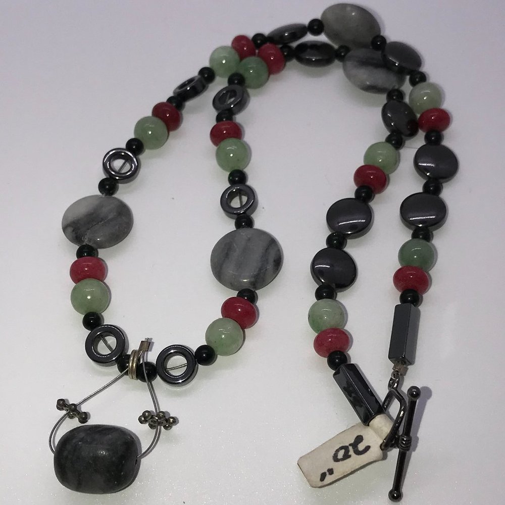 20" Marble And Hematite Toggle Necklace